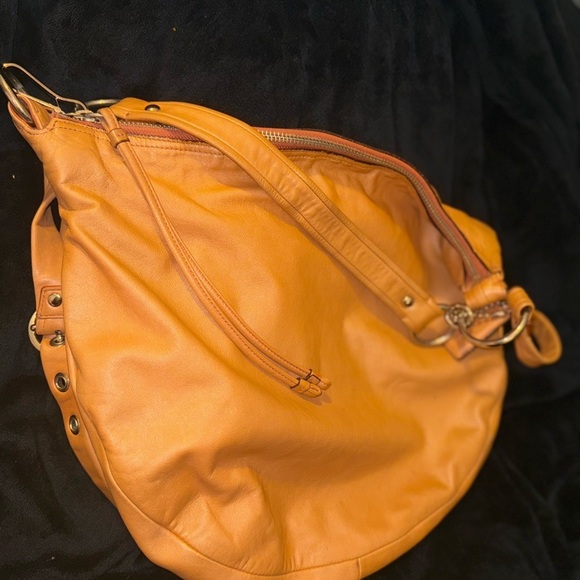 Coach Orange/Tan Leather Shoulder Bag - Picture 14 of 16